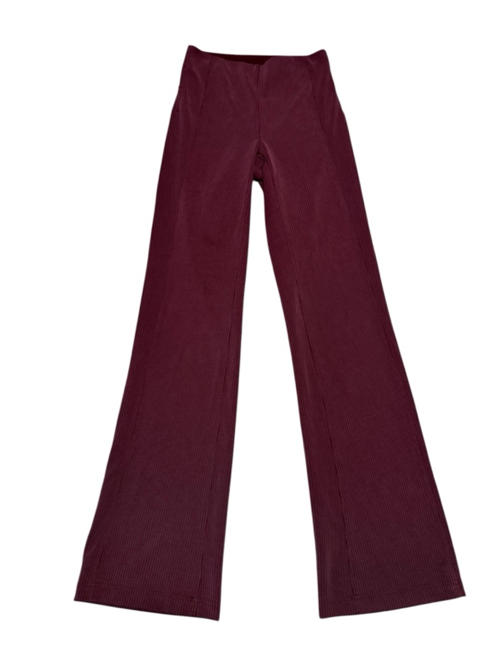 LuluLemon Ribbed Softstreme Flared Pant
Regular in Garnet Size 4 - Picture 3 of 7